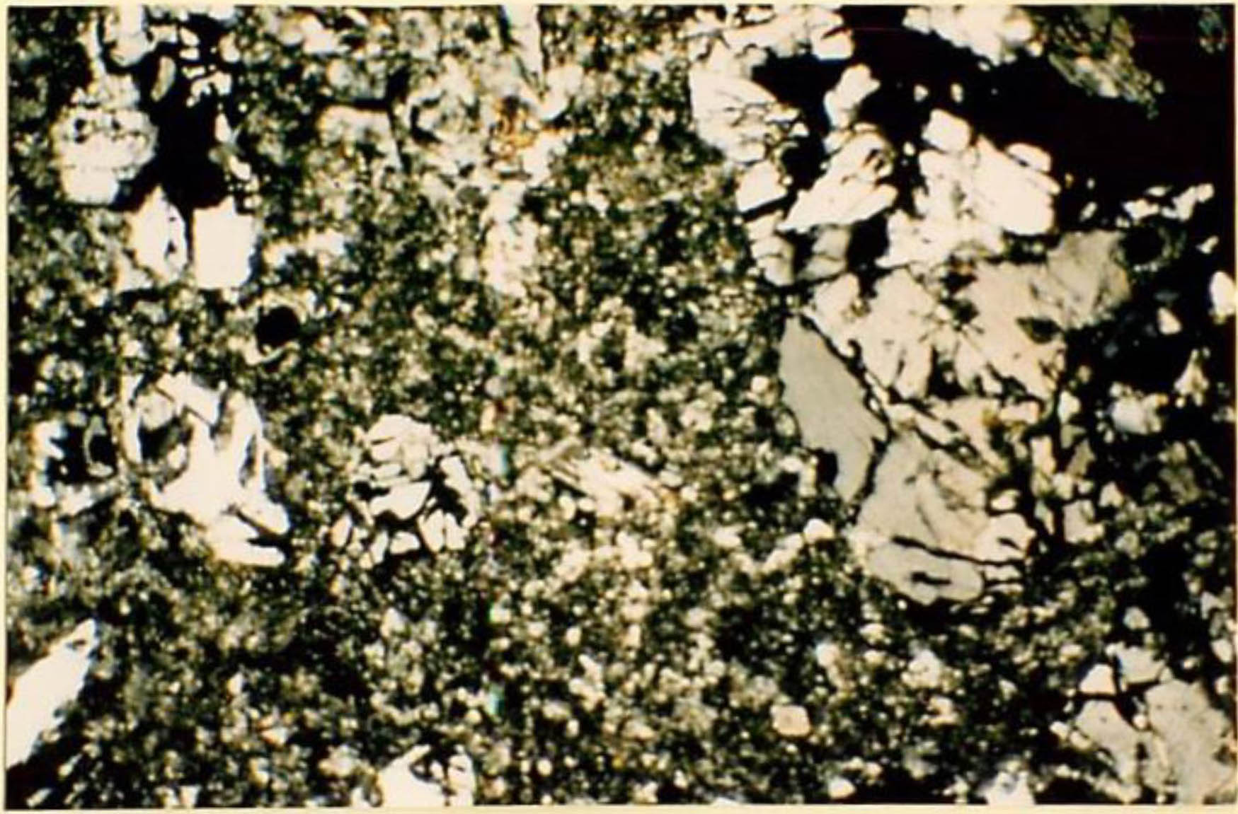thin section image 1