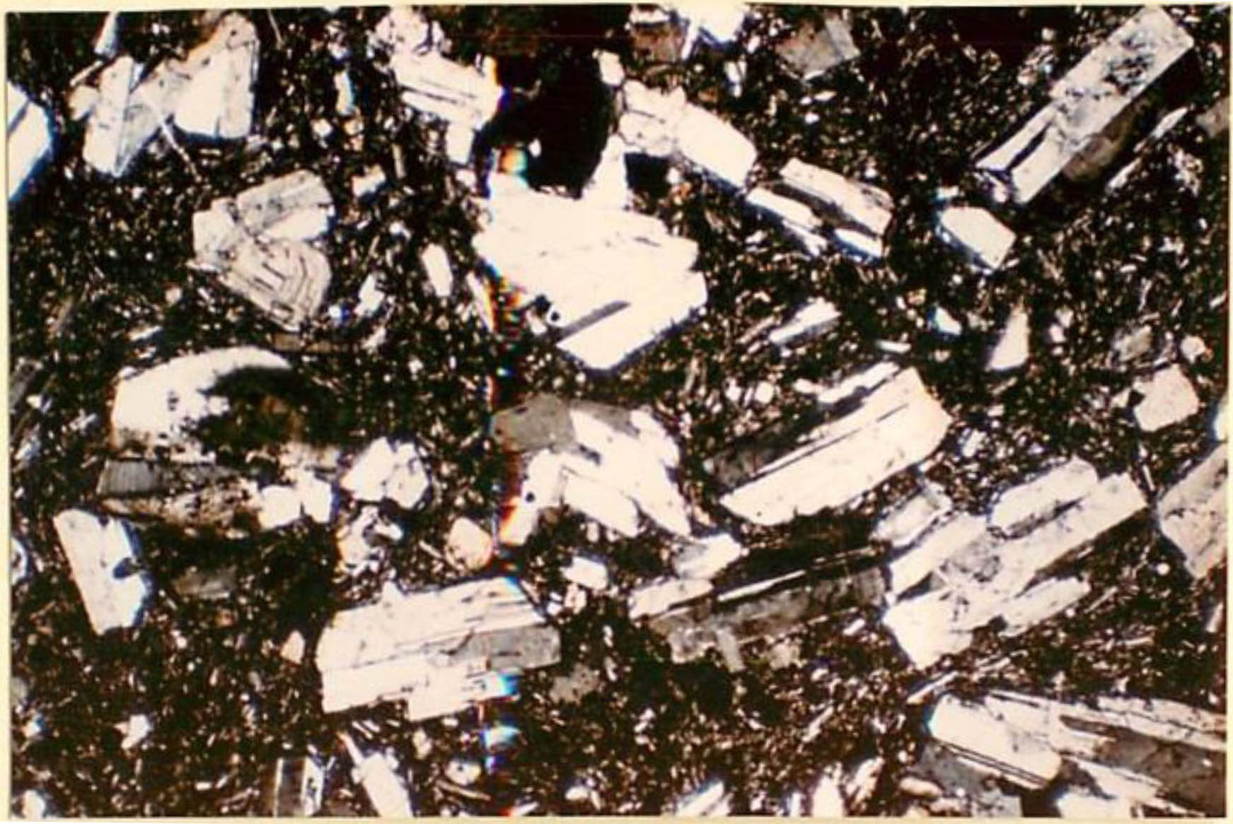 thin section image 1
