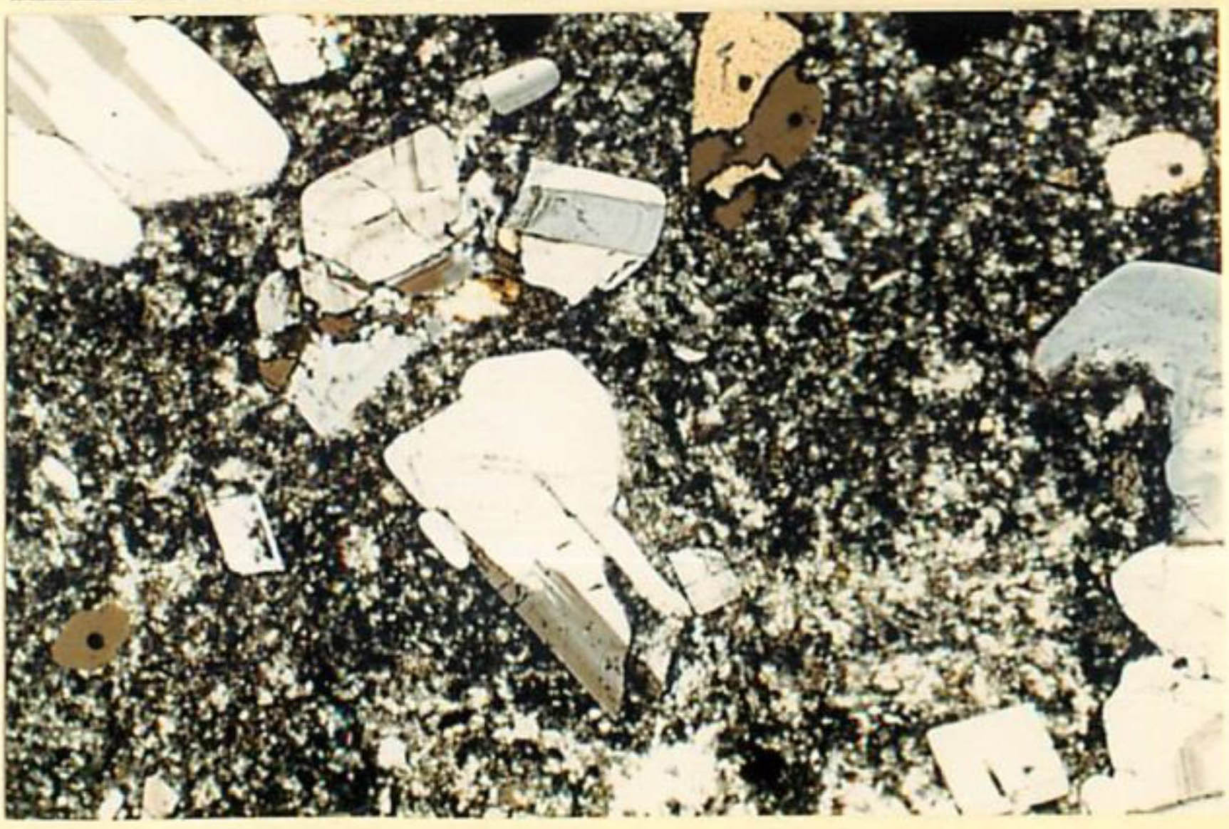 thin section image 2