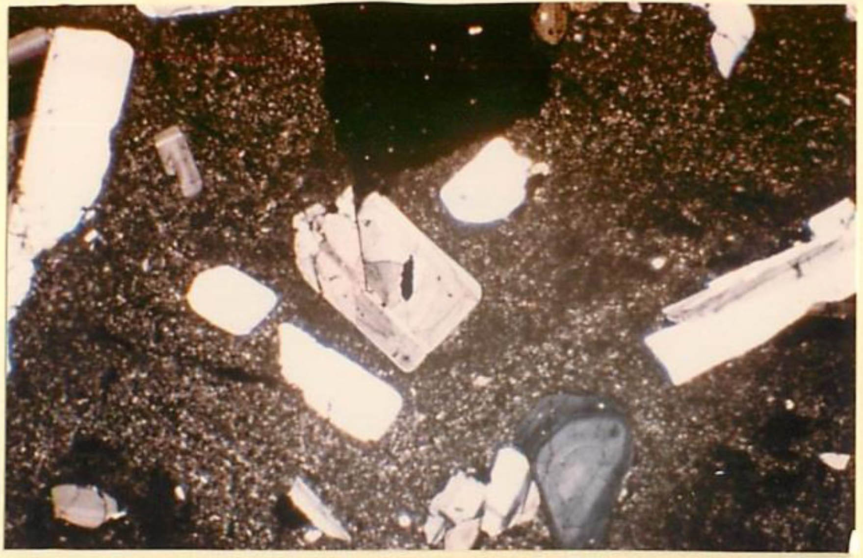 thin section image 1