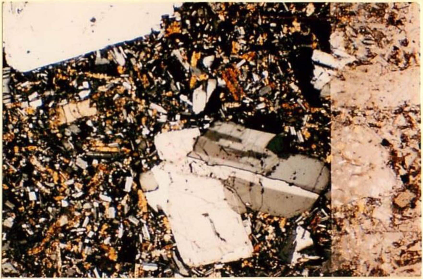 thin section image 1