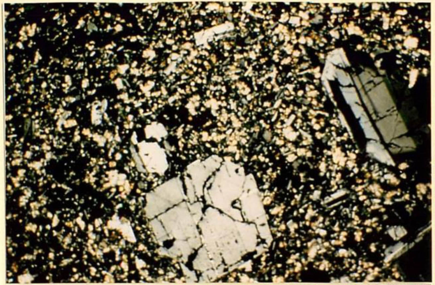thin section image 1