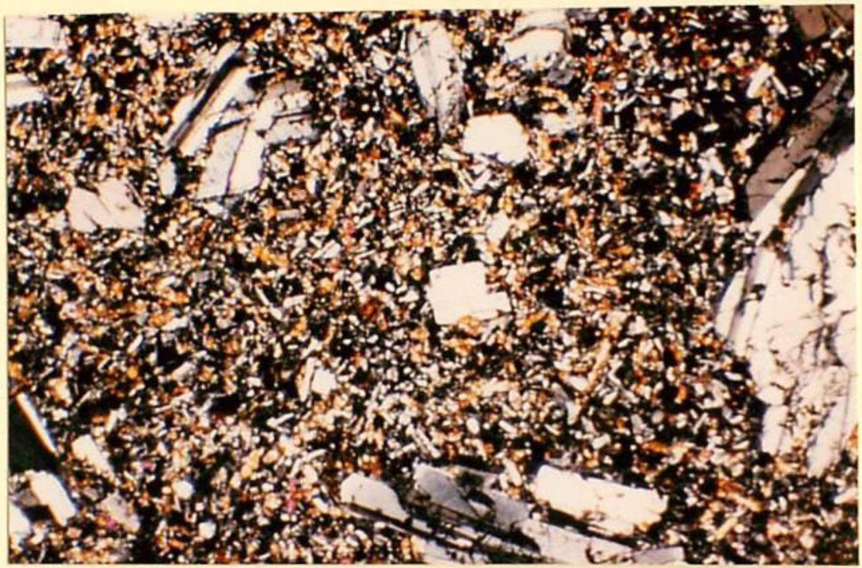 thin section image 1