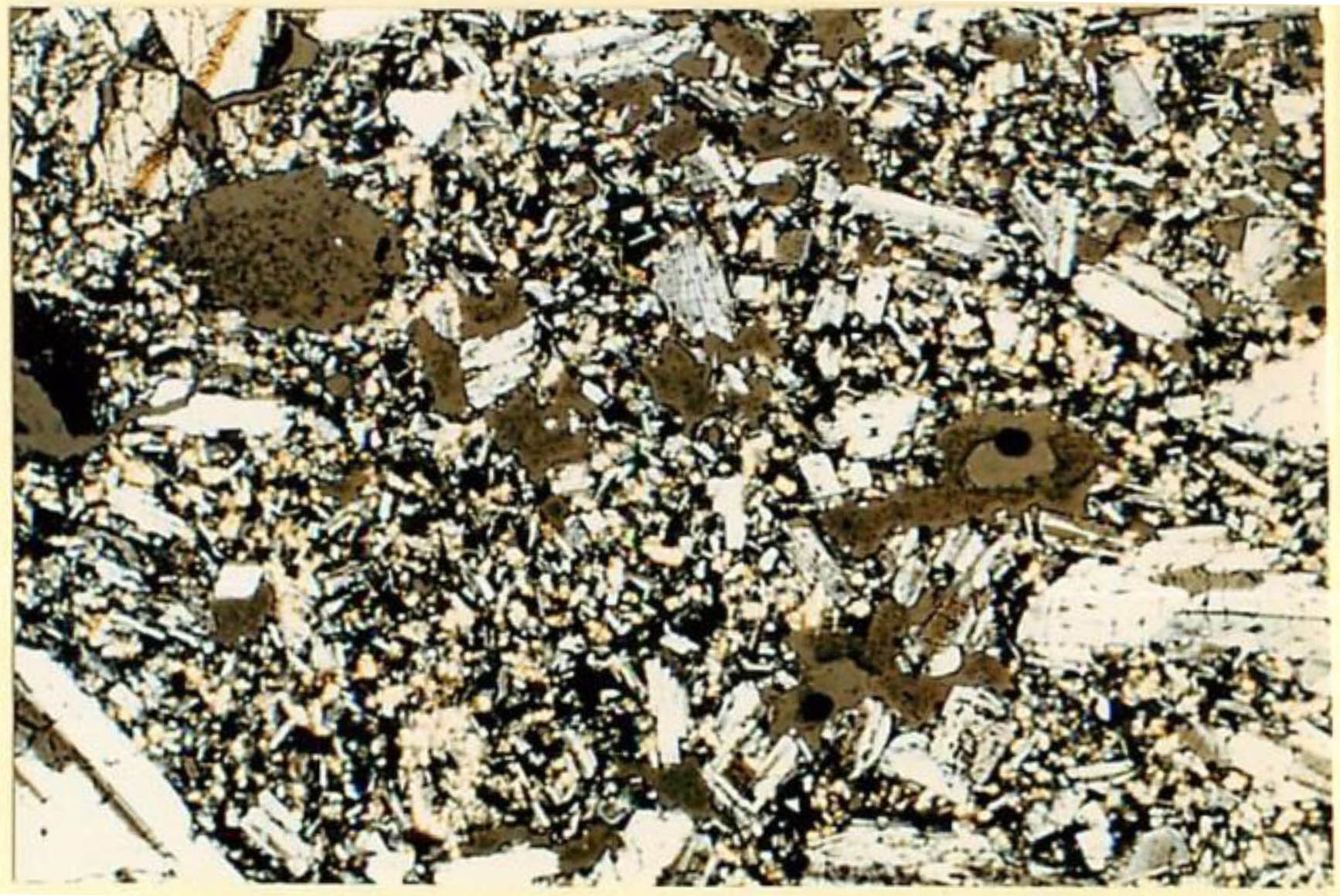 thin section image 2