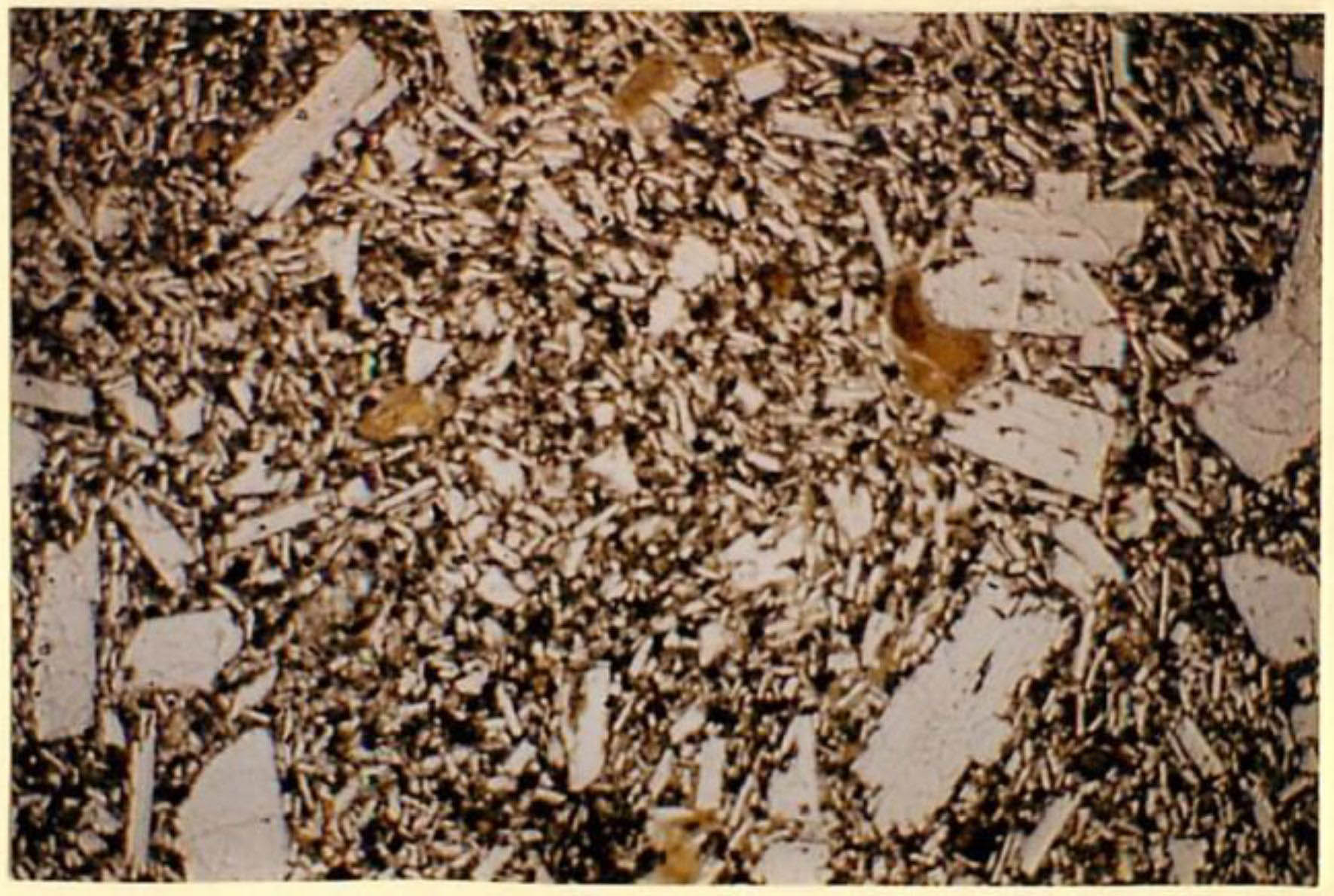 thin section image 2