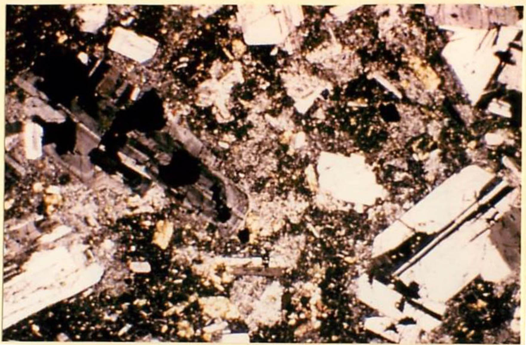 thin section image 1