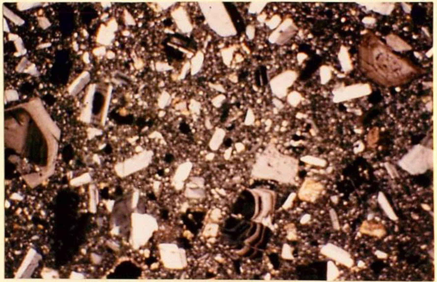 thin section image 1