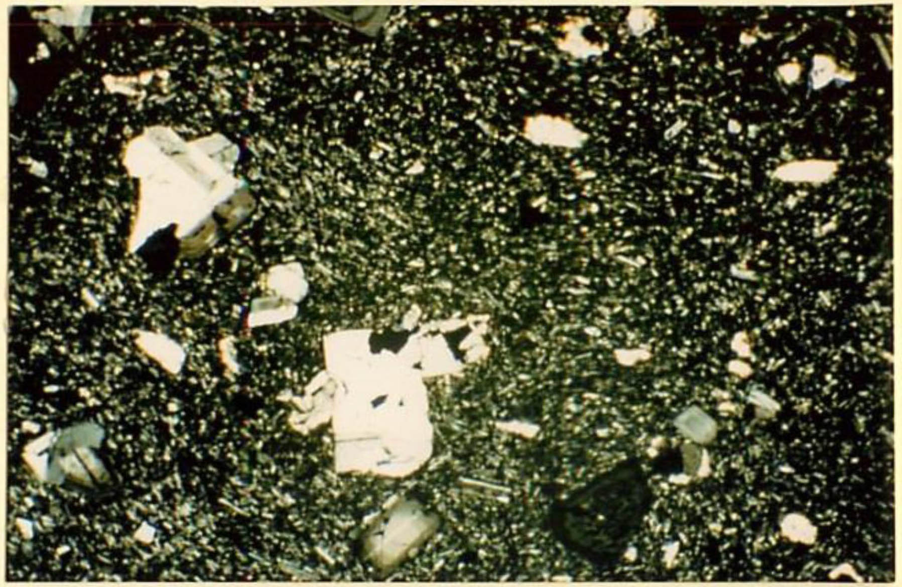thin section image 1