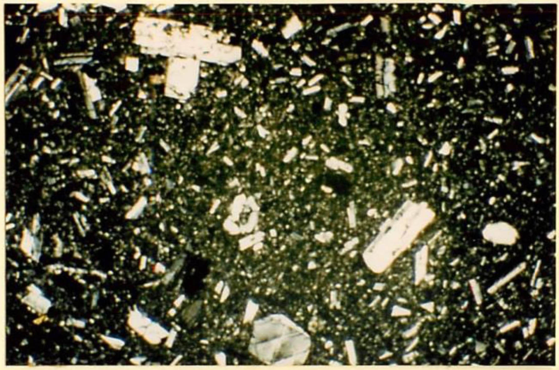 thin section image 1