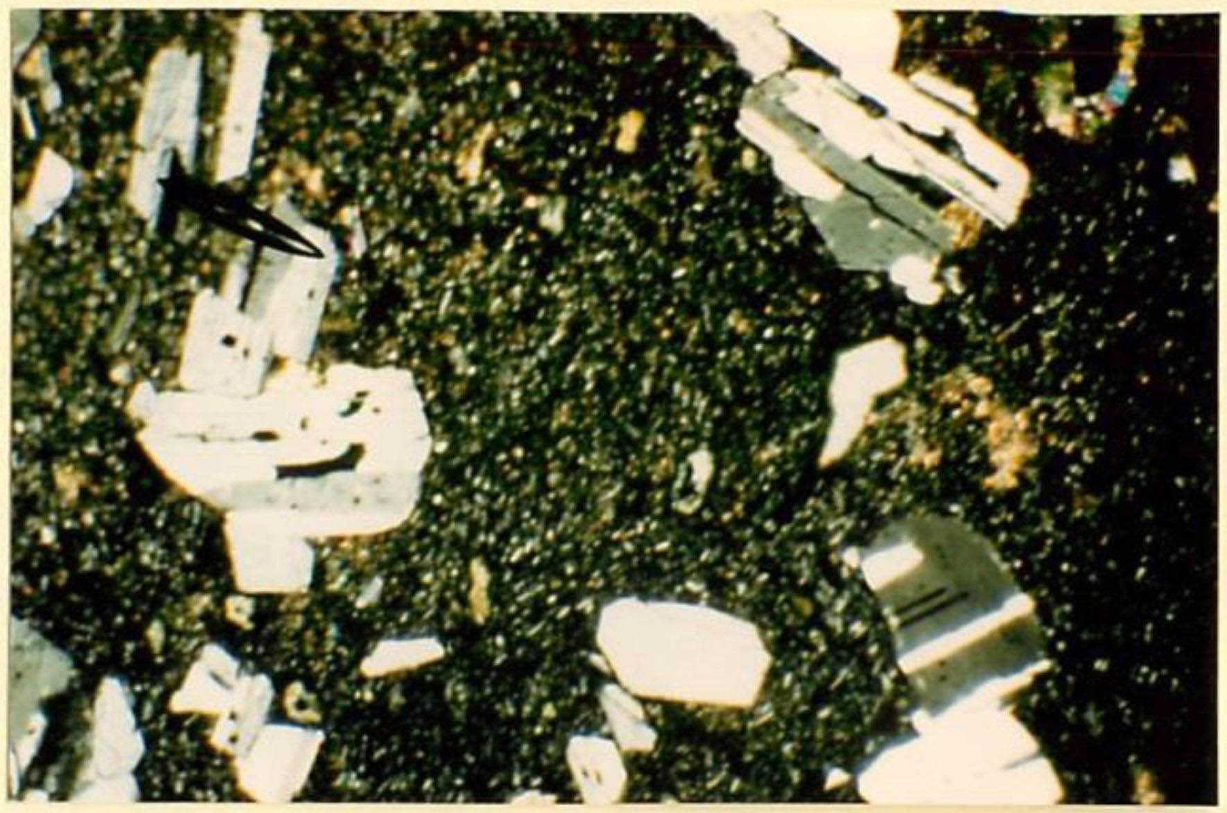 thin section image 1
