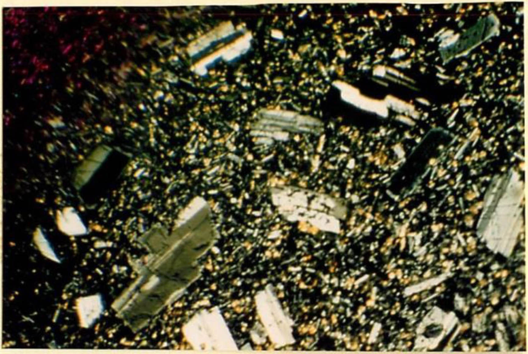 thin section image 1
