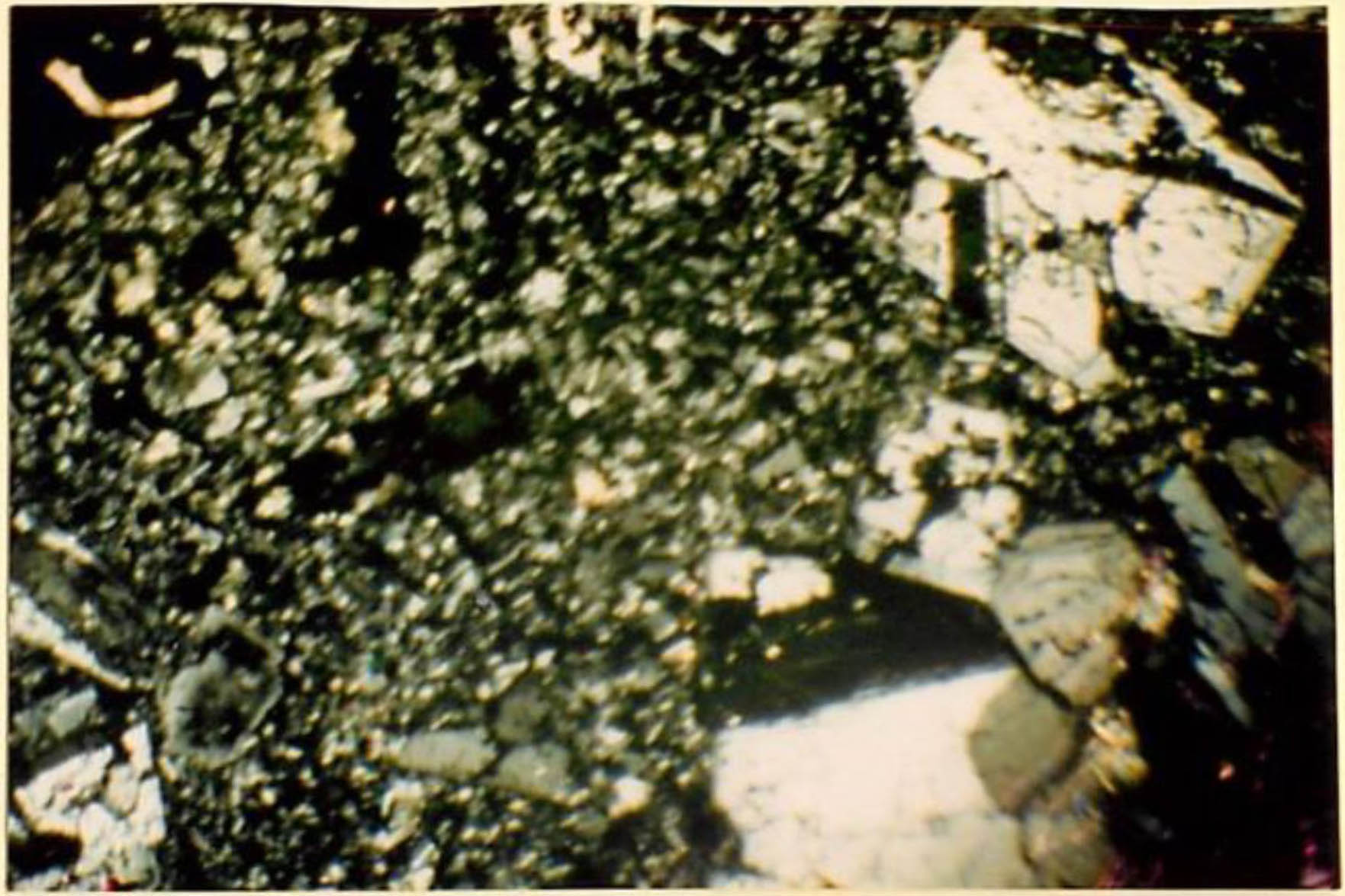 thin section image 1