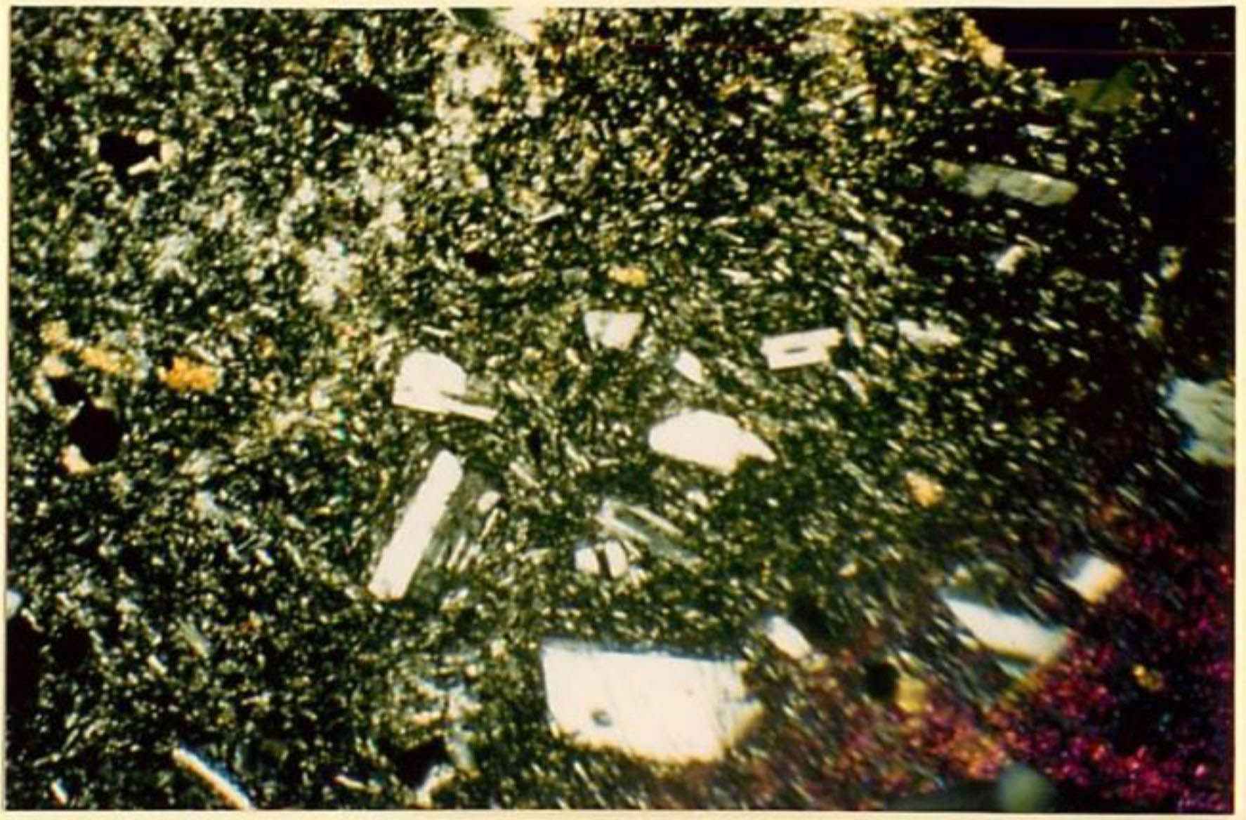 thin section image 1