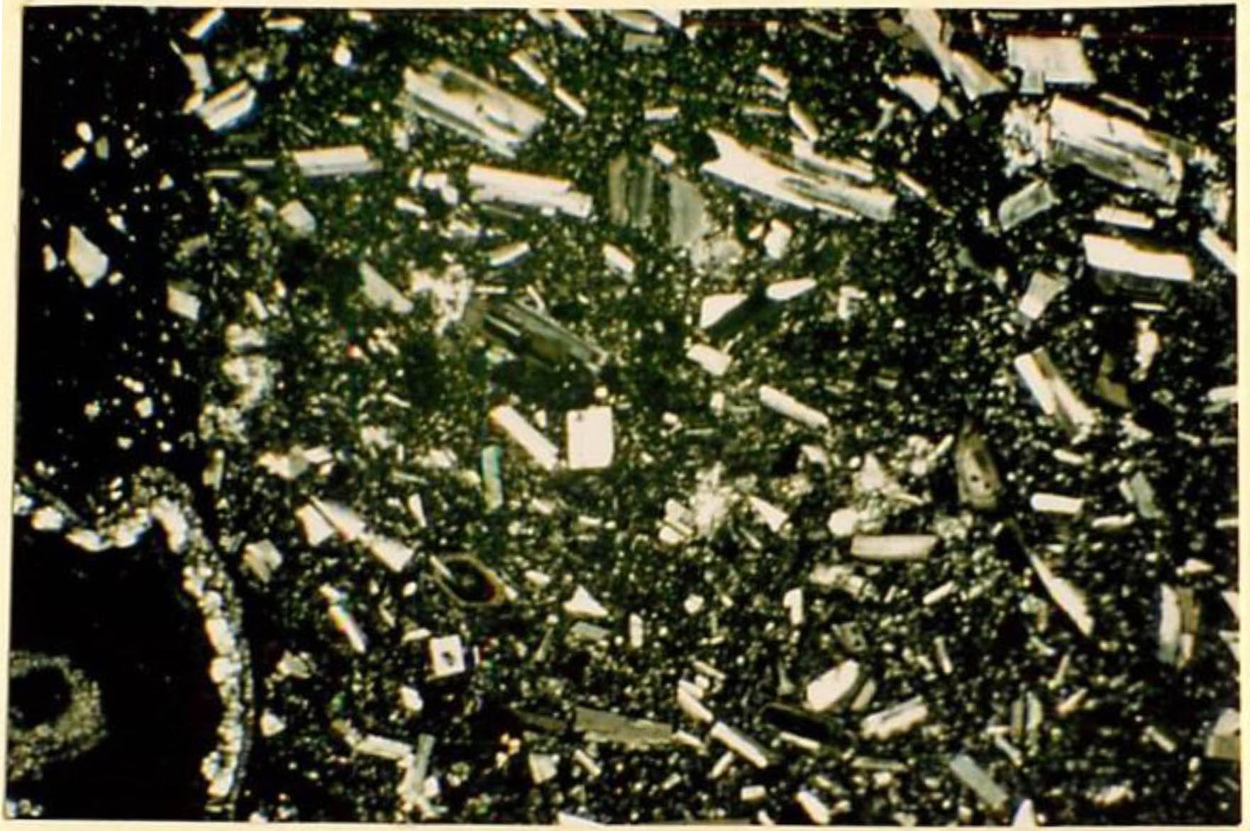 thin section image 1